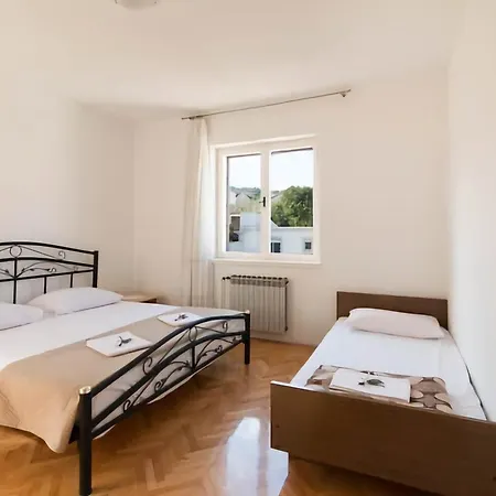 4br Vinka * Supetar
