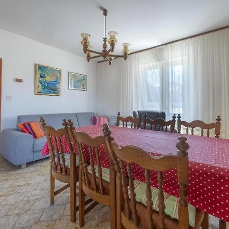 Apartmán 4br Vinka Supetar